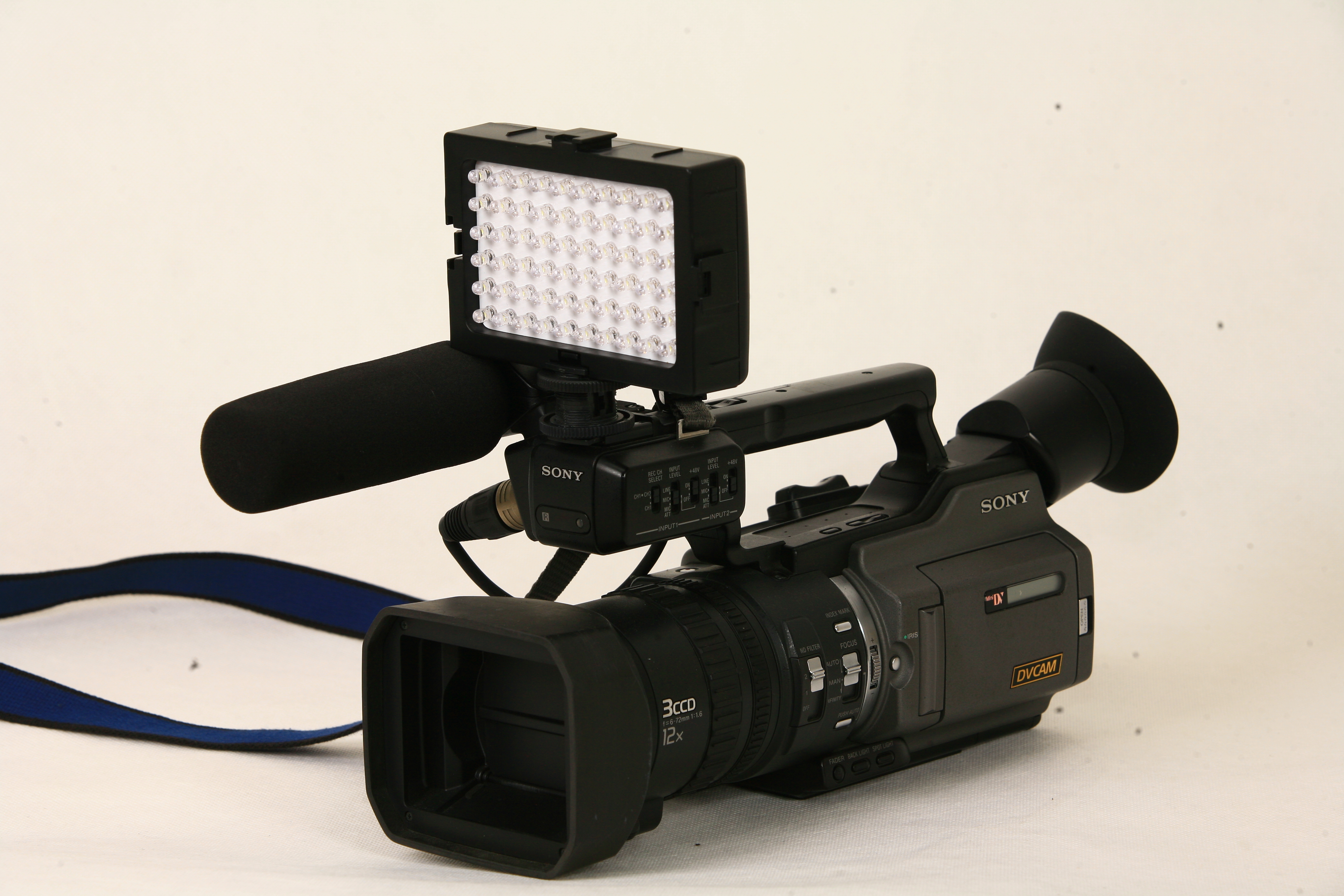 DV-112TA LED Video Light