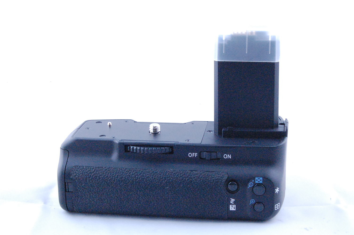 Battery Grip for Canon 450D/1000D/500D - Cartridge Type